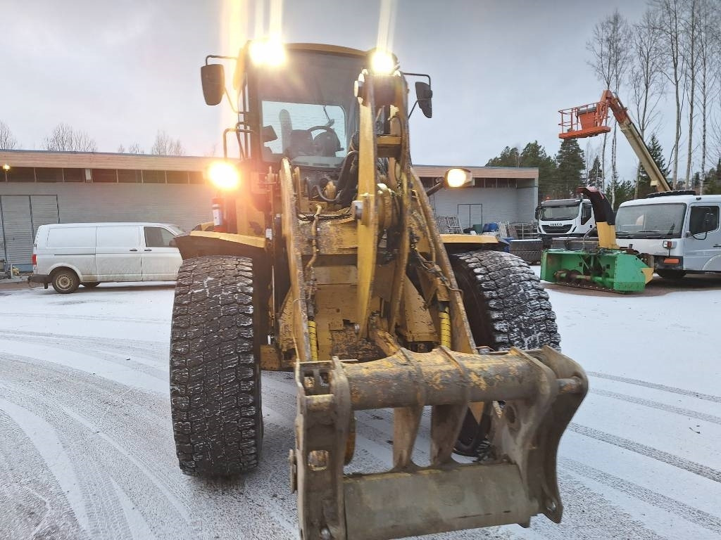 Chargeuse sur pneus CAT 926 M