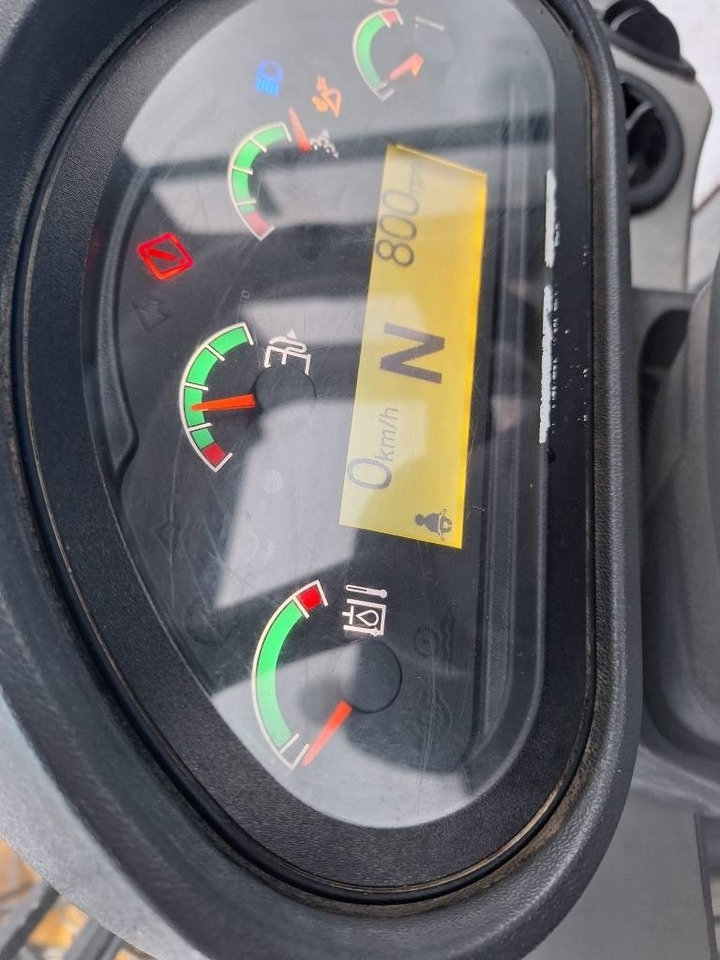 Chargeuse sur pneus CAT 926 M