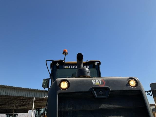 Chargeuse sur pneus CAT 938K