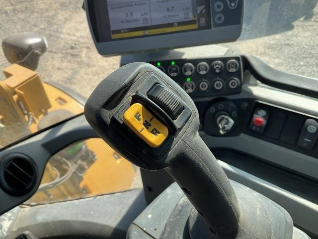 Chargeuse sur pneus CAT 938K