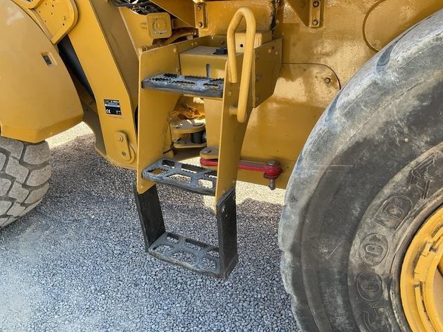 Chargeuse sur pneus CAT 938K