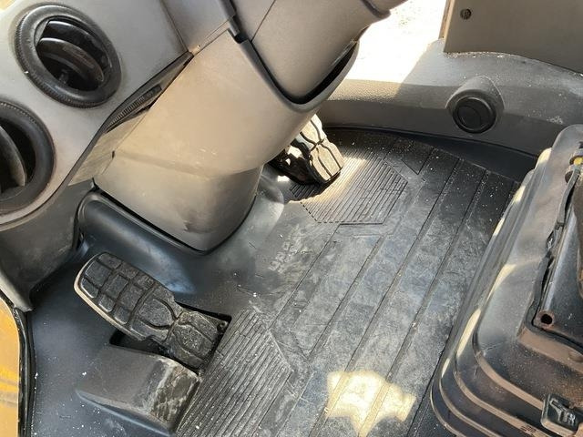 Chargeuse sur pneus CAT 938K