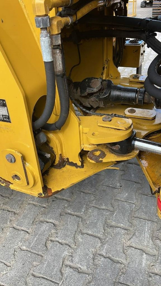 Chargeuse sur pneus CAT 938M