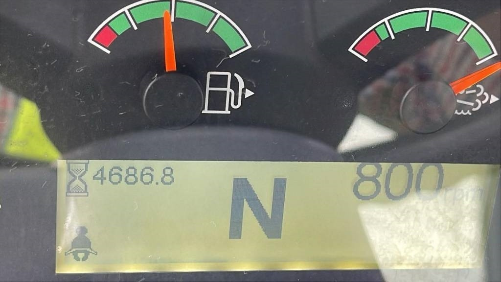 Chargeuse sur pneus CAT 938M