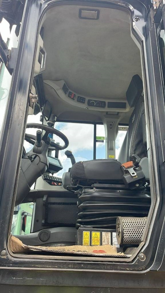 Chargeuse sur pneus CAT 938M