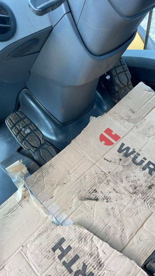 Chargeuse sur pneus CAT 938M