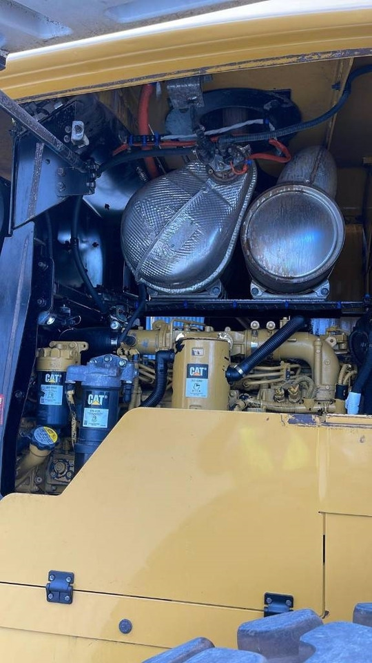 Chargeuse sur pneus CAT 938M