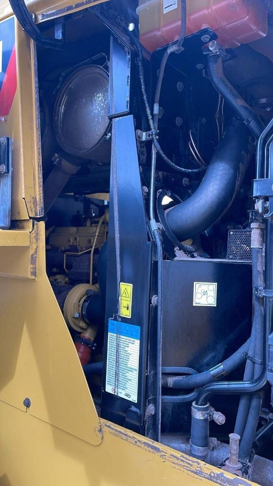 Chargeuse sur pneus CAT 938M