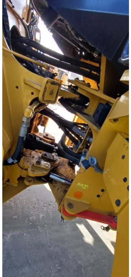 Chargeuse sur pneus CAT 938M