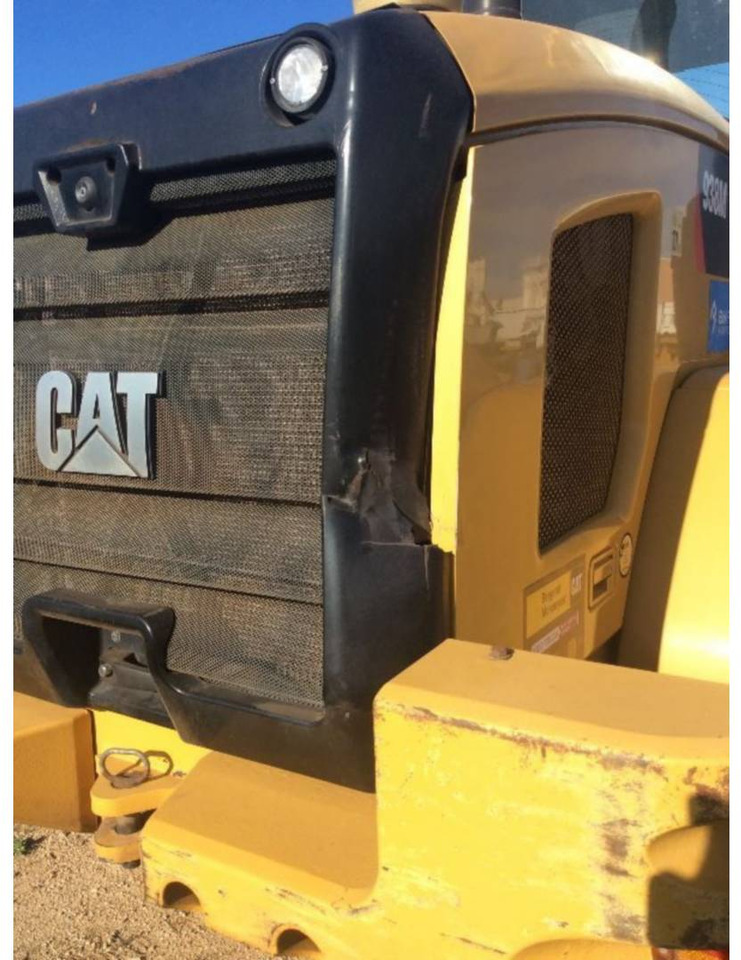 Chargeuse sur pneus CAT 938M