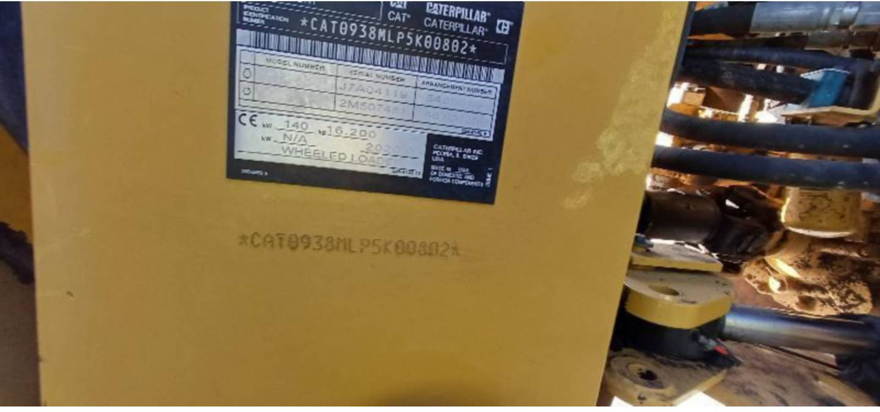 Chargeuse sur pneus CAT 938M