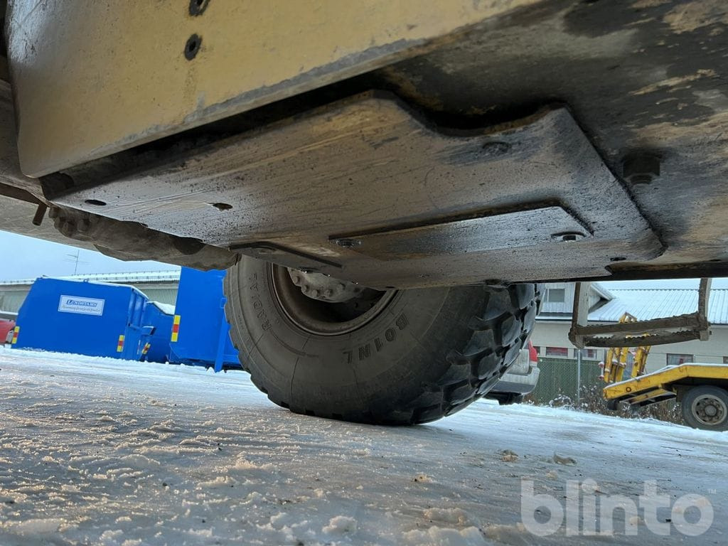 Chargeuse sur pneus CAT 938M Lång bom