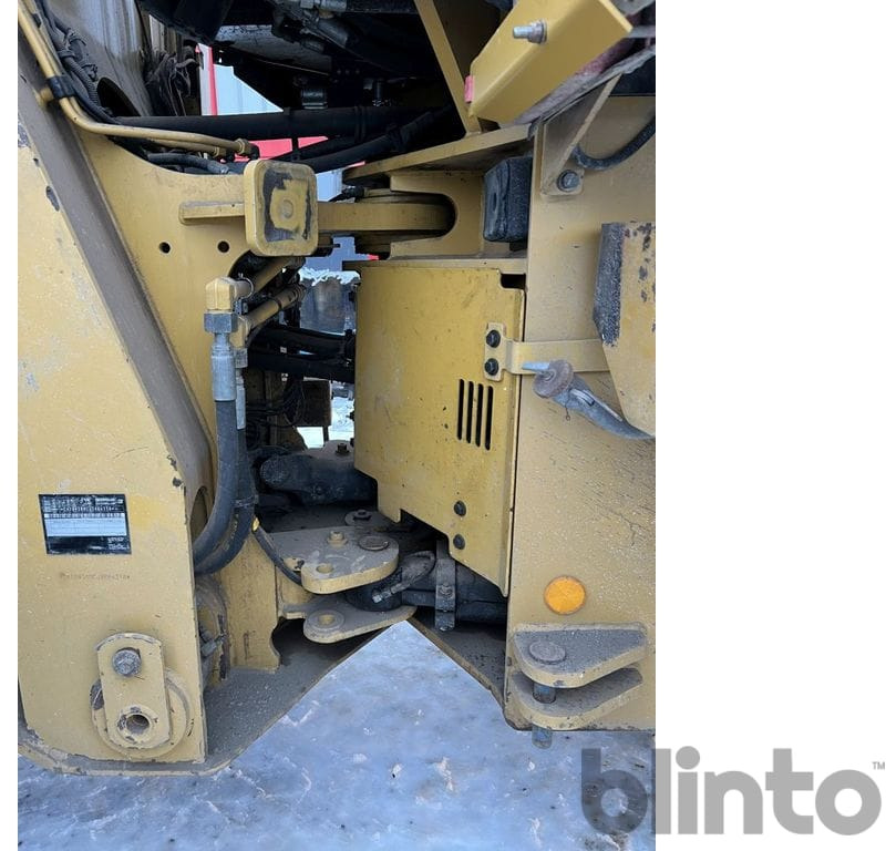 Chargeuse sur pneus CAT 938M Lång bom