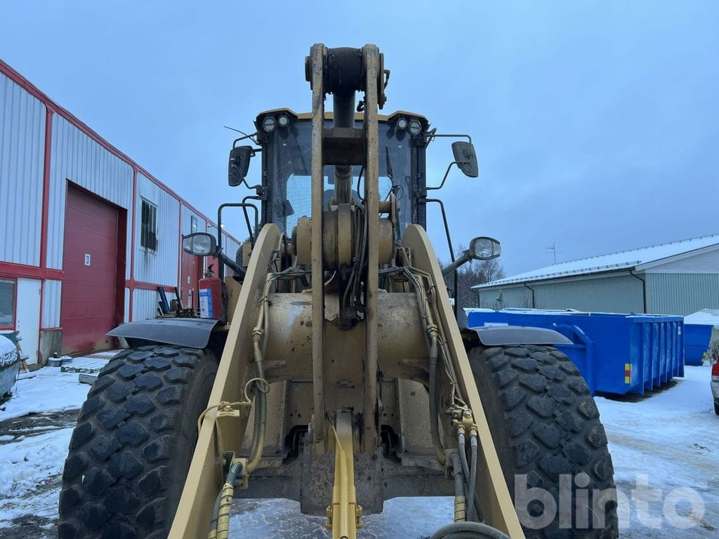 Chargeuse sur pneus CAT 938M Lång bom