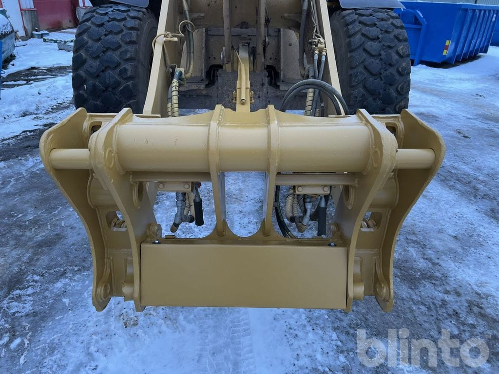 Chargeuse sur pneus CAT 938M Lång bom