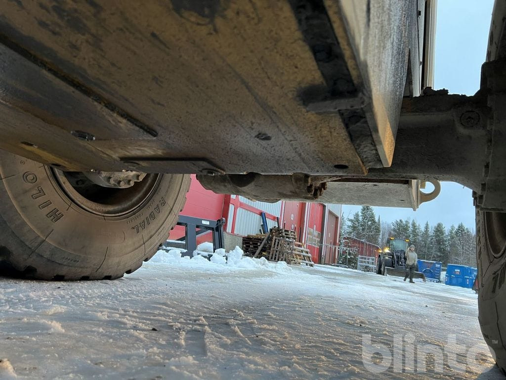 Chargeuse sur pneus CAT 938M Lång bom