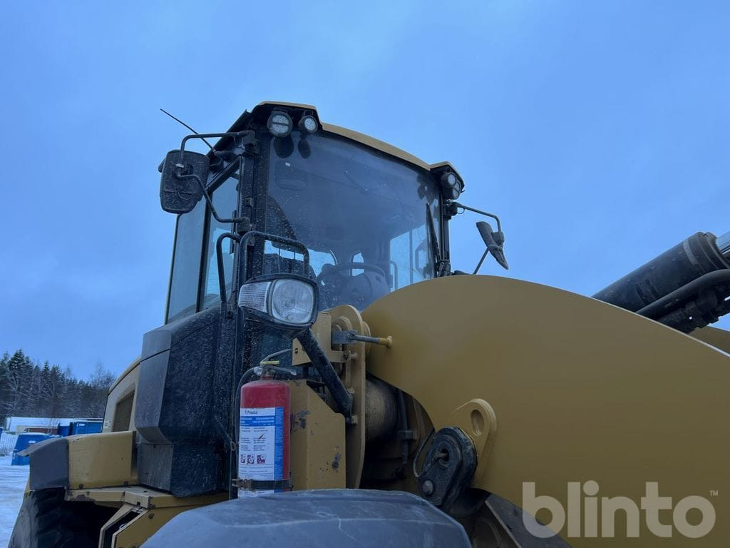 Chargeuse sur pneus CAT 938M Lång bom