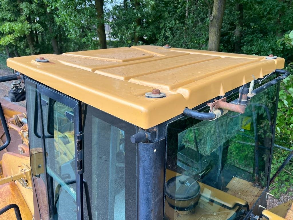 Chargeuse sur pneus CAT 950G