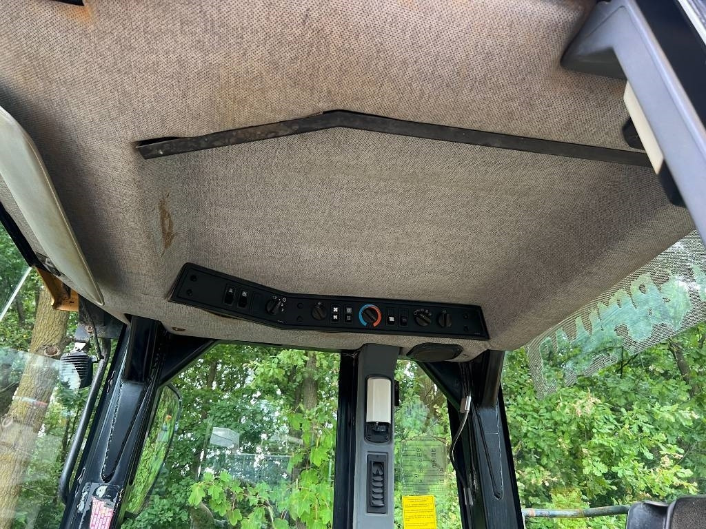 Chargeuse sur pneus CAT 950G