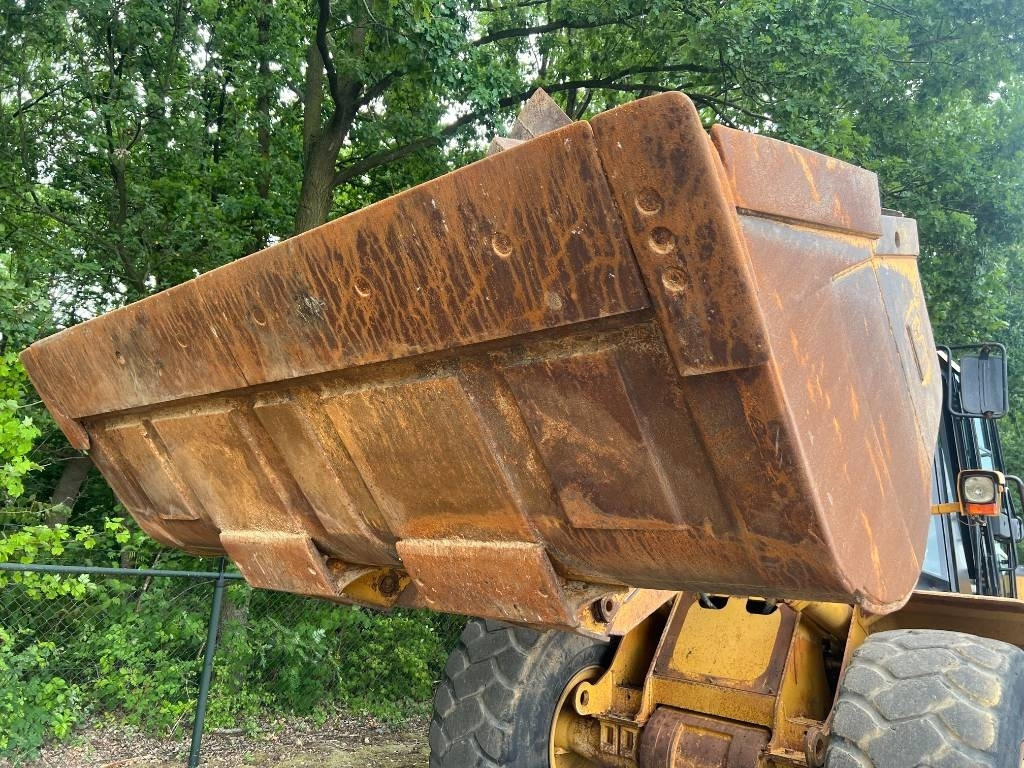 Chargeuse sur pneus CAT 950G