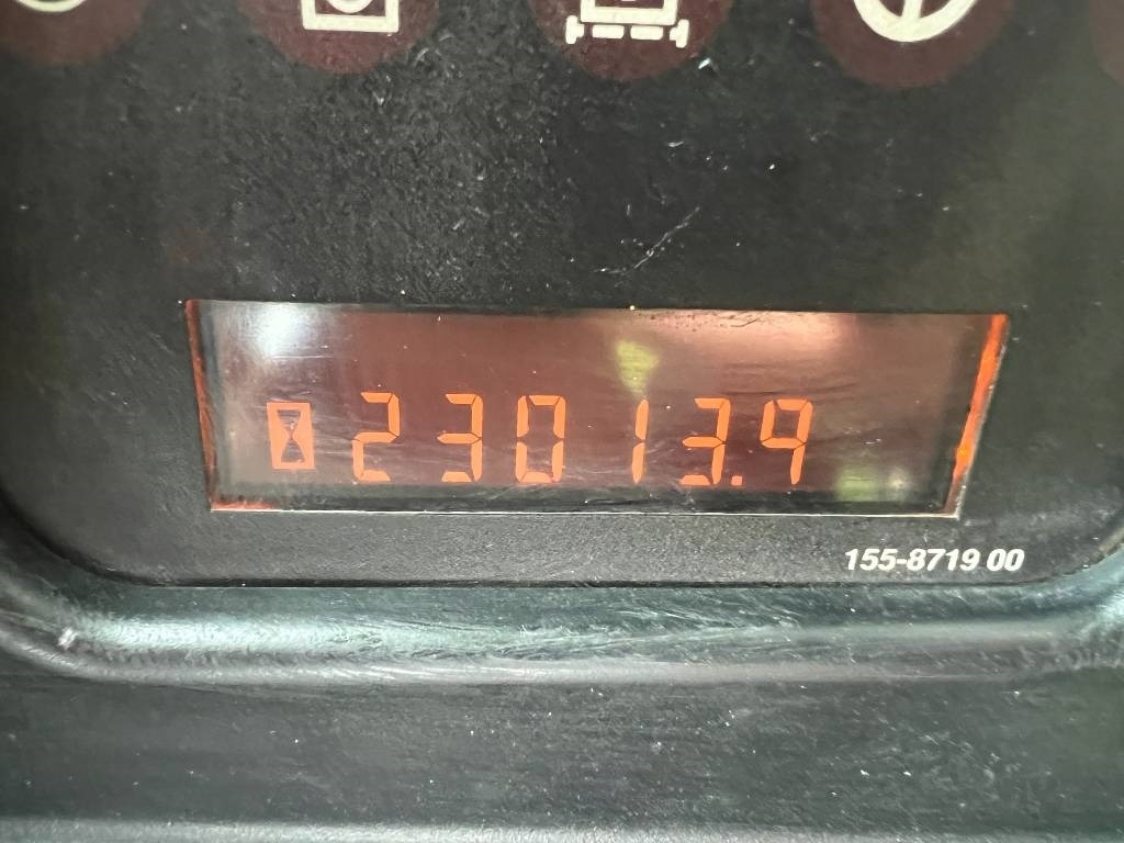 Chargeuse sur pneus CAT 950G