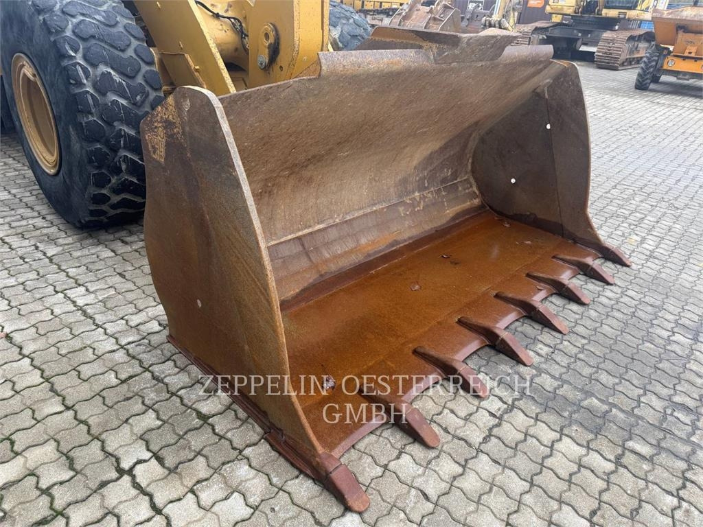 Chargeuse sur pneus CAT 950K