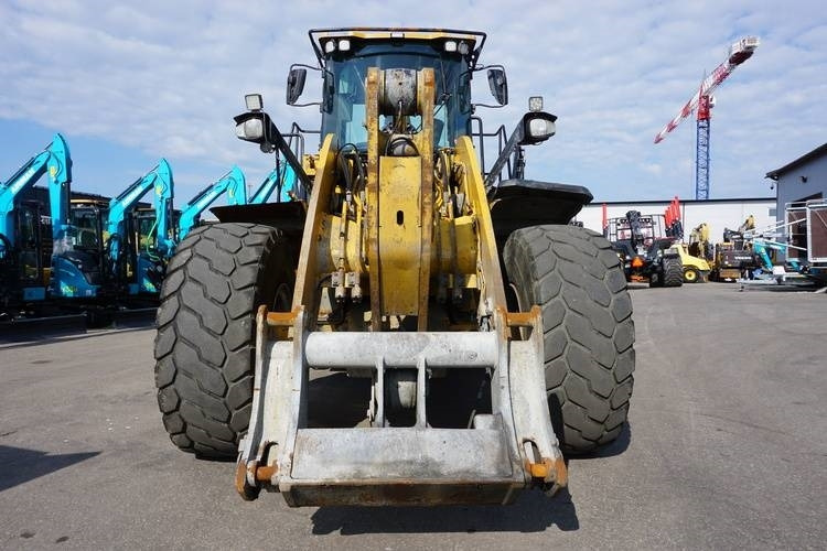 Chargeuse sur pneus CAT 950M