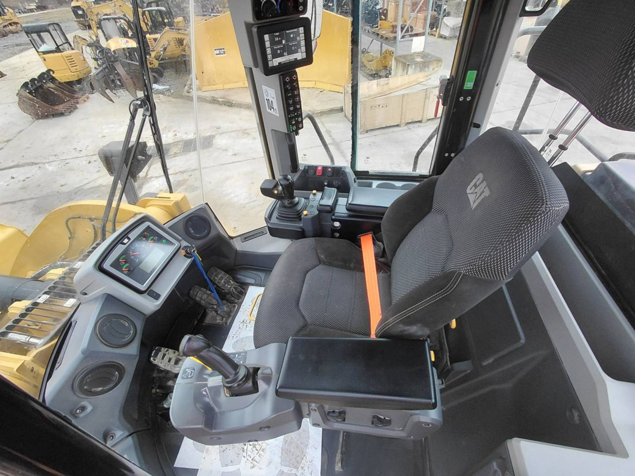 Chargeuse sur pneus CAT 950M