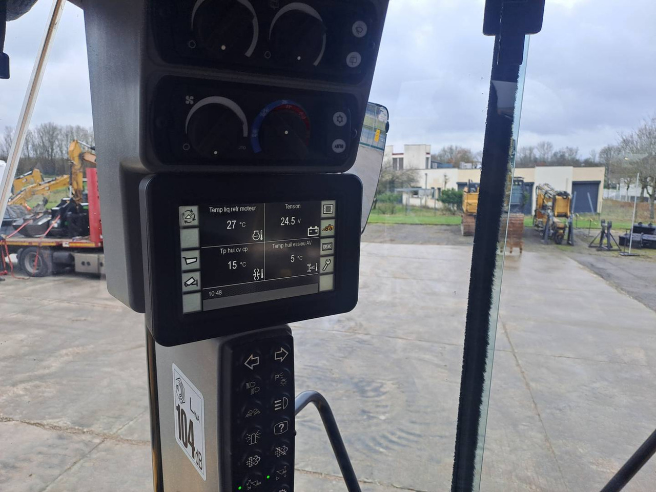 Chargeuse sur pneus CAT 950M