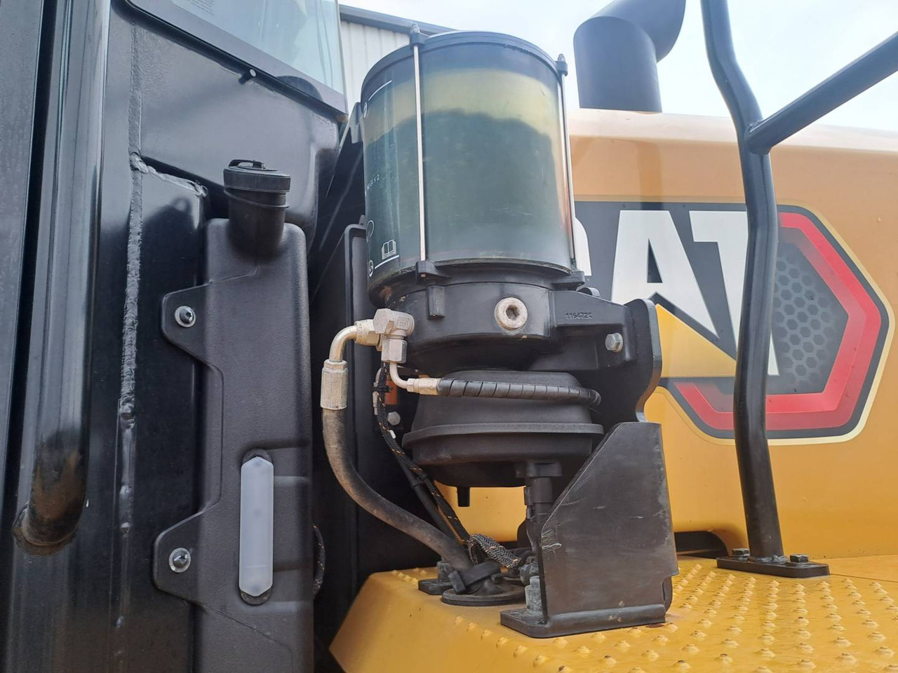 Chargeuse sur pneus CAT 950M