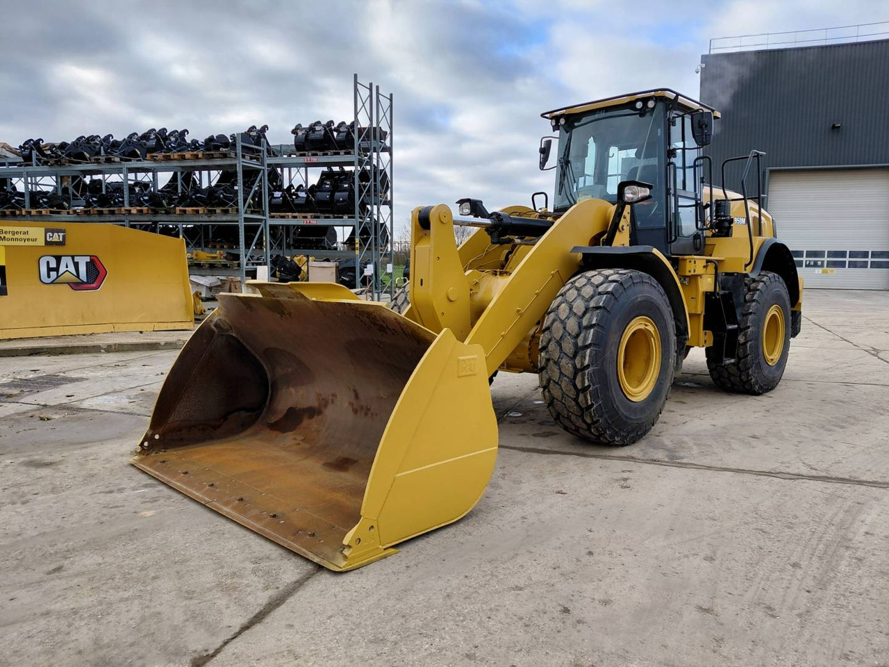 Chargeuse sur pneus CAT 950M