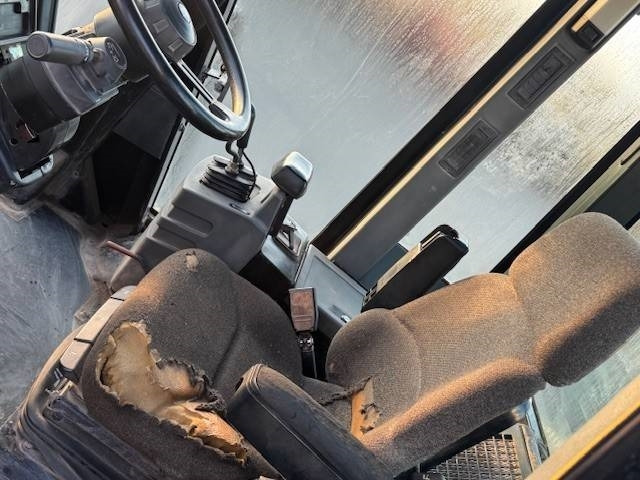 Chargeuse sur pneus CAT 950 G