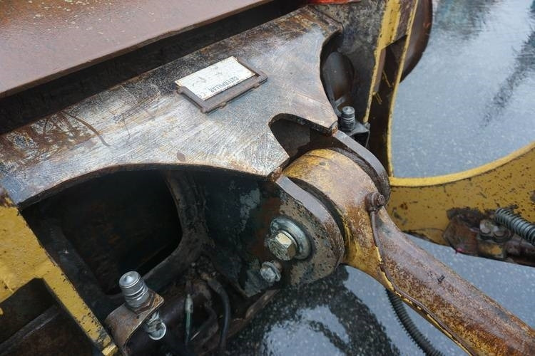 Chargeuse sur pneus CAT 950 H