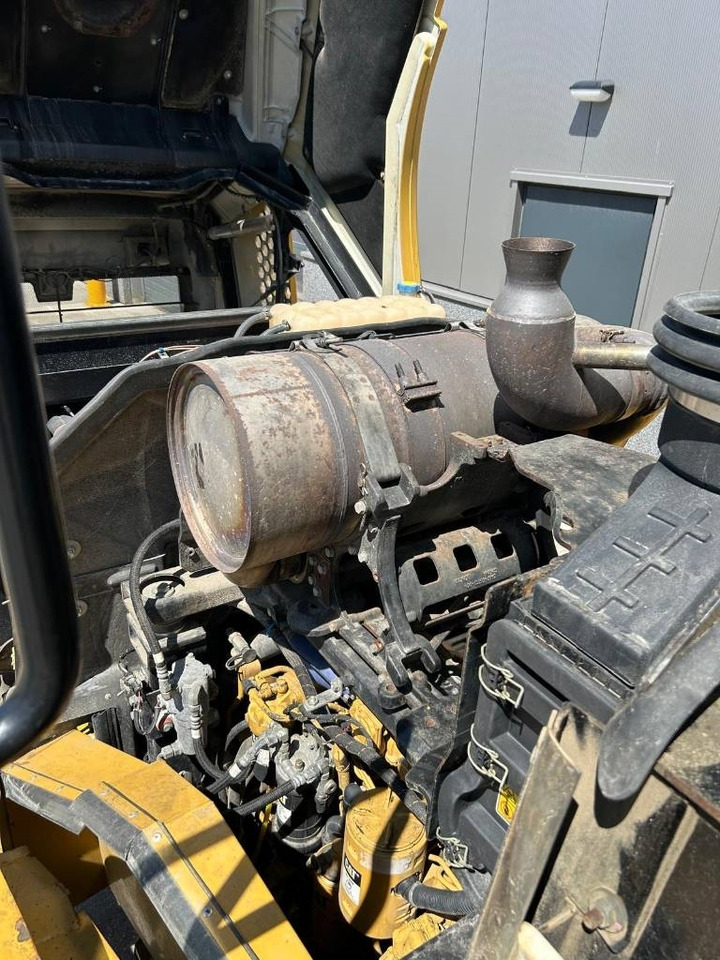 Chargeuse sur pneus CAT 950 K