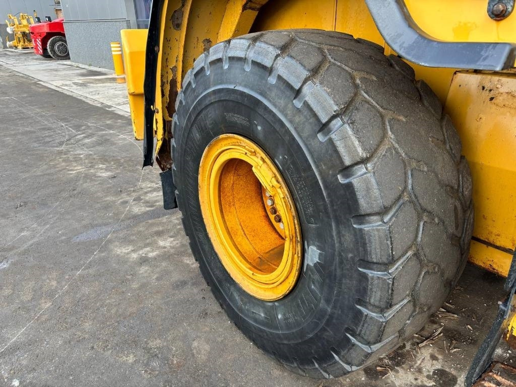 Chargeuse sur pneus CAT 950 K