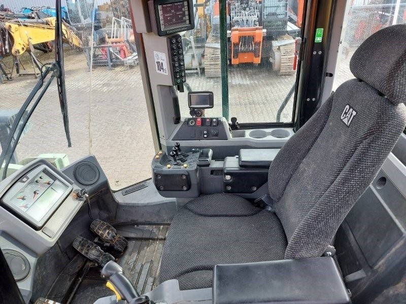 Chargeuse sur pneus CAT 950 M