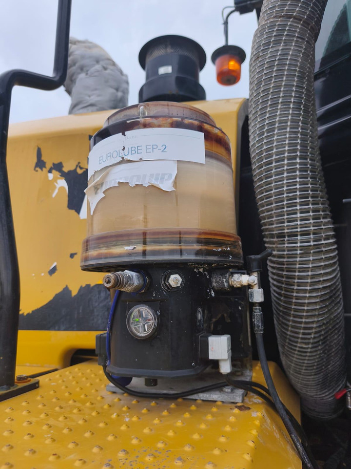 Chargeuse sur pneus CAT 950 M