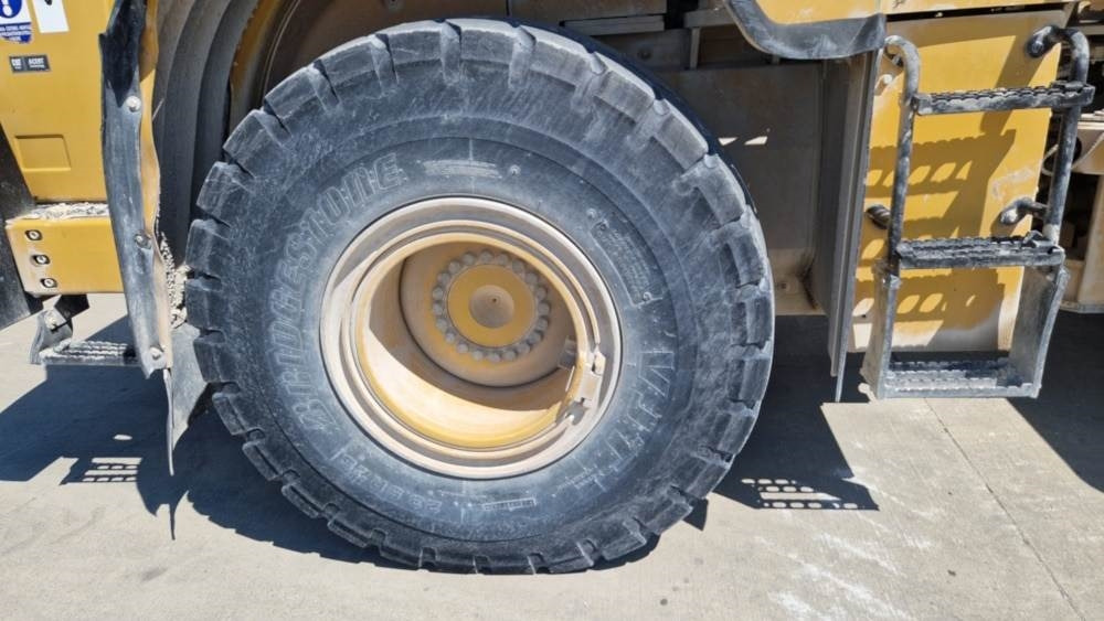 Chargeuse sur pneus CAT 962H