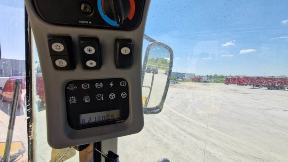 Chargeuse sur pneus CAT 962H