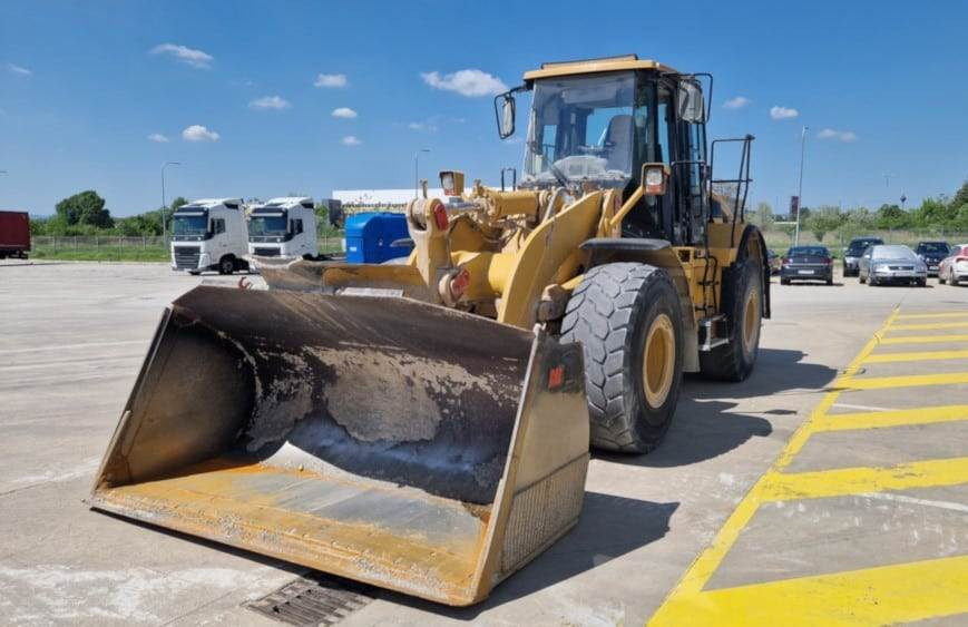 Chargeuse sur pneus CAT 962H