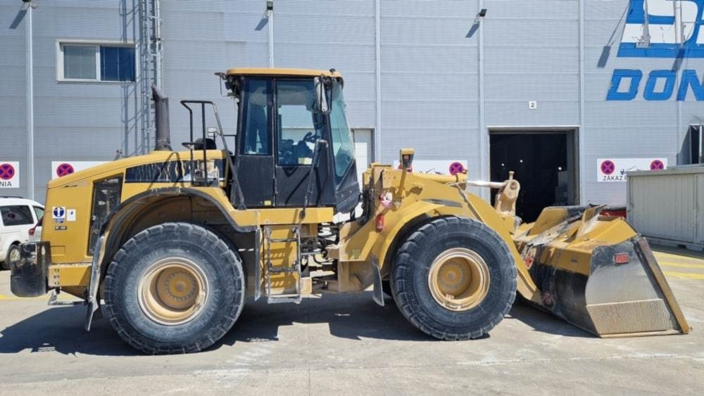 Chargeuse sur pneus CAT 962H