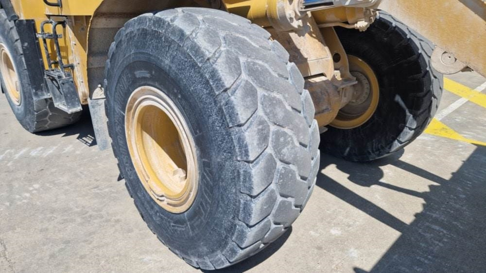 Chargeuse sur pneus CAT 962H