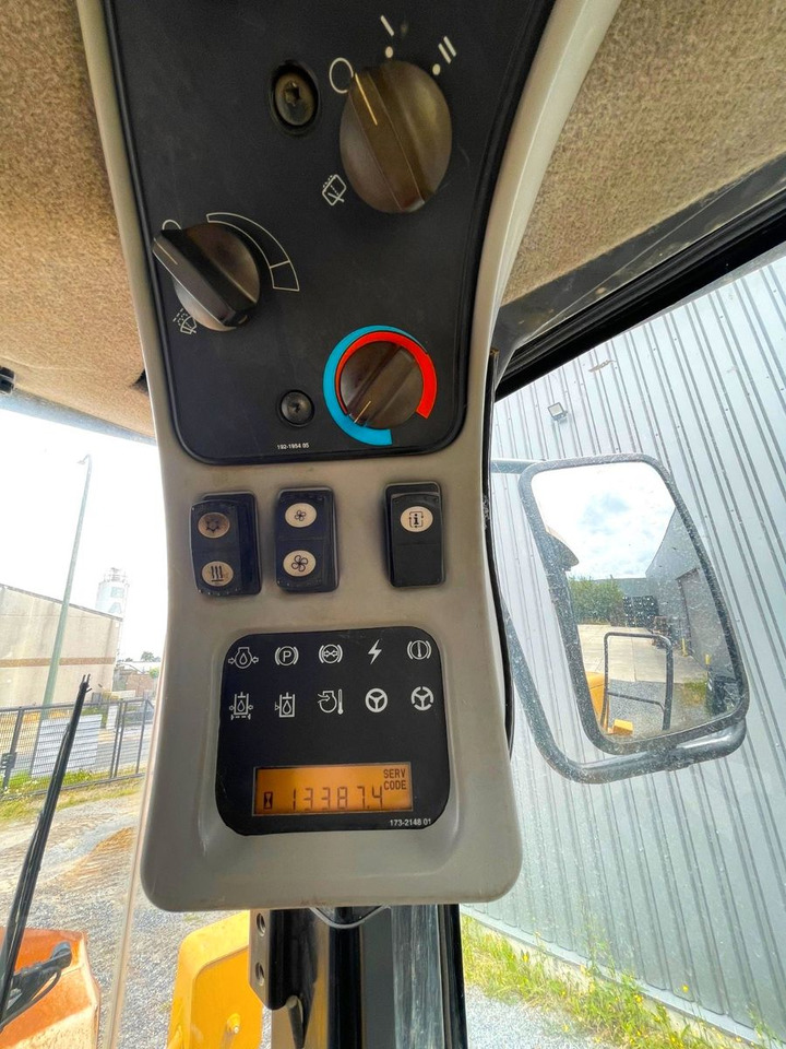 Chargeuse sur pneus CAT 962H