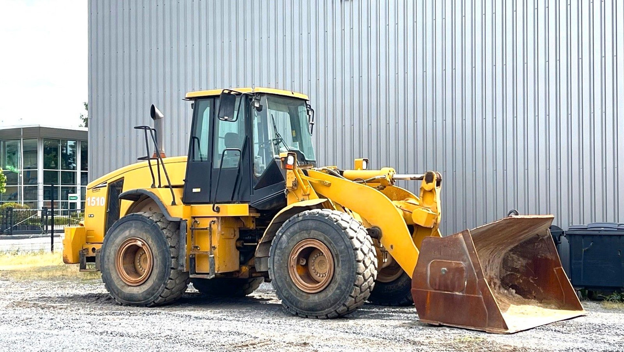 Chargeuse sur pneus CAT 962H