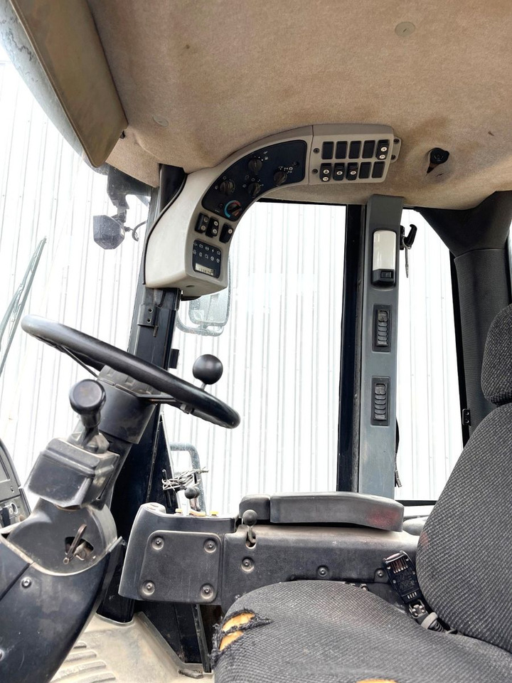 Chargeuse sur pneus CAT 962H