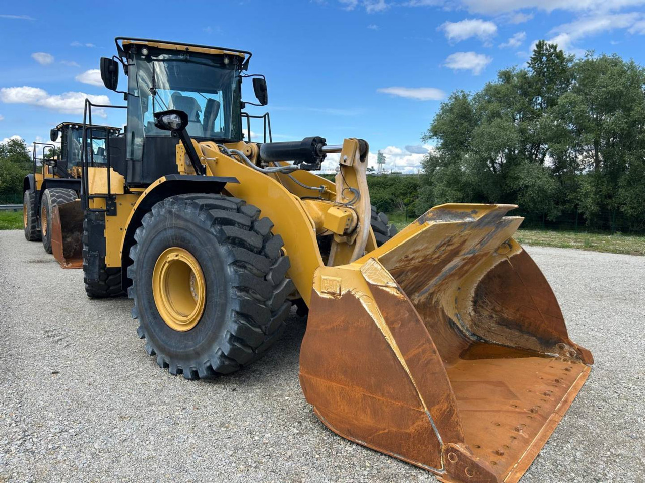 Chargeuse sur pneus CAT 966