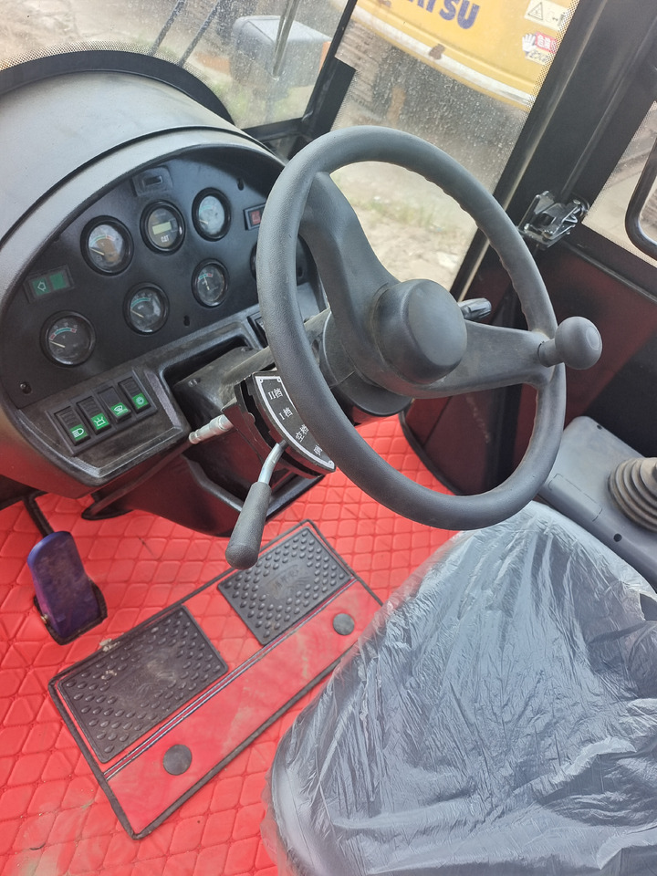 Chargeuse sur pneus CAT 966H