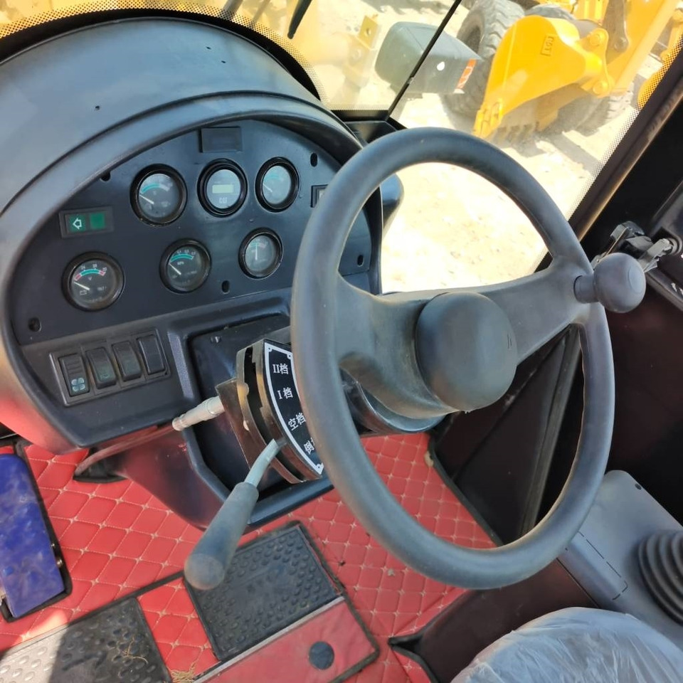 Chargeuse sur pneus CAT 966H