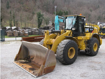 Chargeuse sur pneus CAT 966K Top stanje 