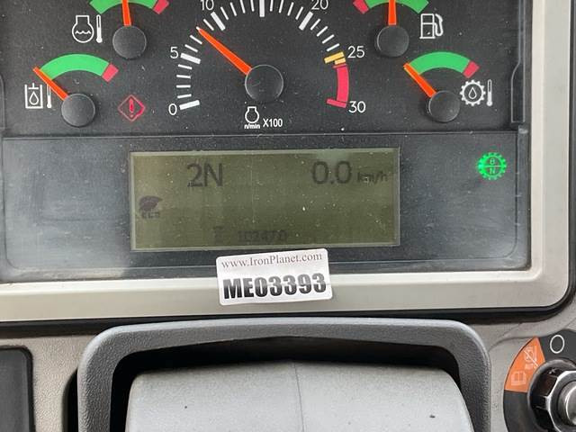 Chargeuse sur pneus CAT 966L